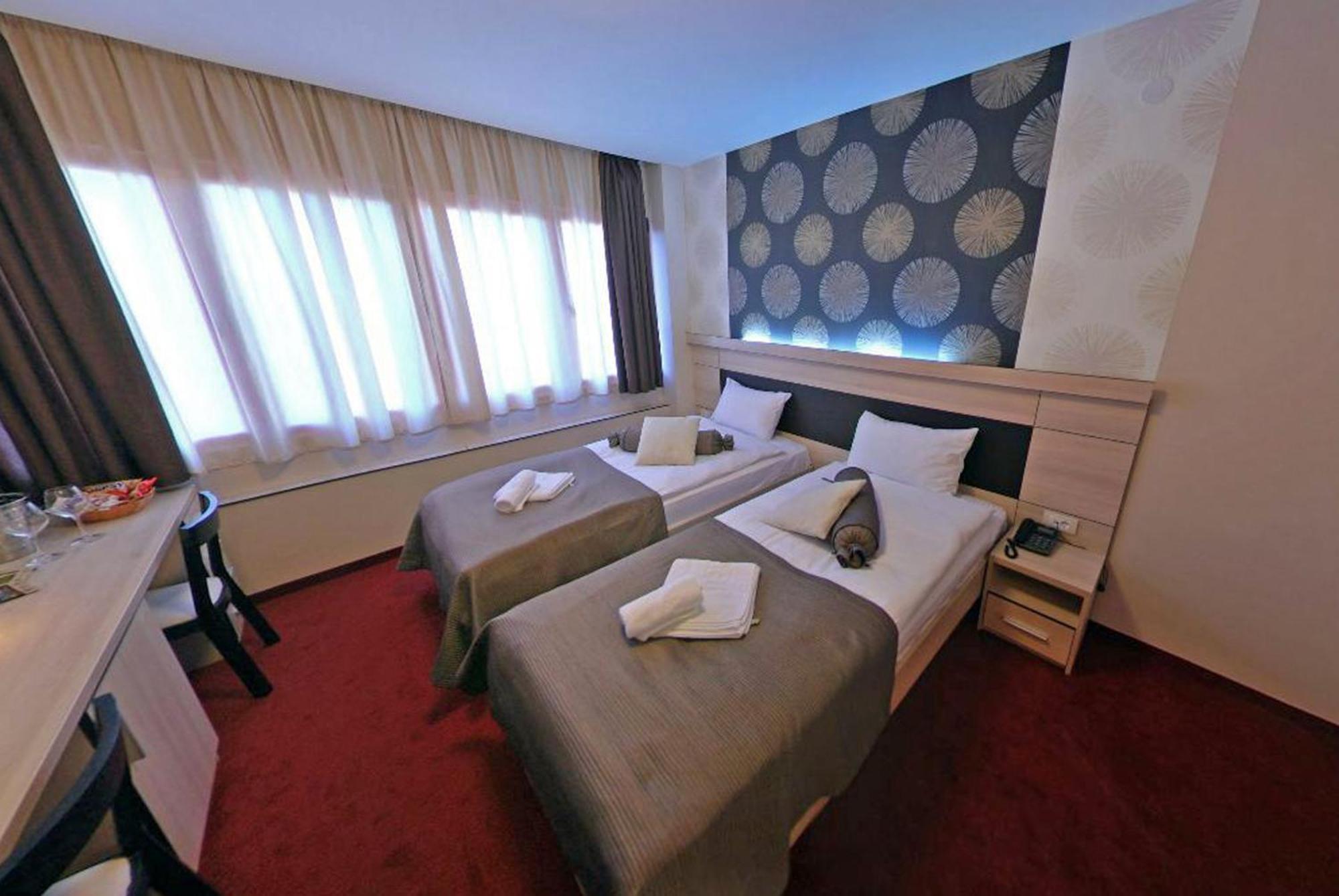 Hotel City Code Vizura Garni Renew Belgrado Quarto foto